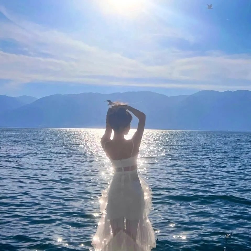 分钗合钿常相忆